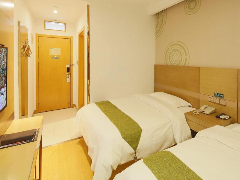 Greentree Inn Shanghai Jingan District Qipu Road Tiantong Road Subway Station Express Hotel المظهر الخارجي الصورة